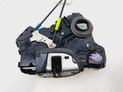 CERRADURA PUERTA DELANTERA DERECHA Toyota AURIS (E15) 