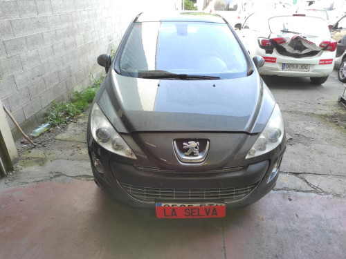 PEUGEOT 308 — автомобиль-донор на запчасти 