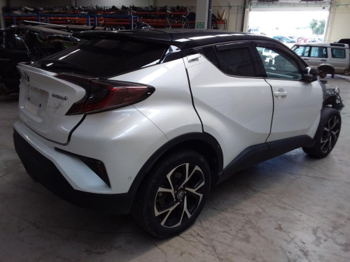 TOYOTA C-HR (X10) — Donor Vehicle for Used Parts 