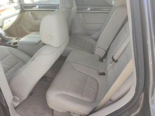  VOLKSWAGEN TOUAREG (7P5) 