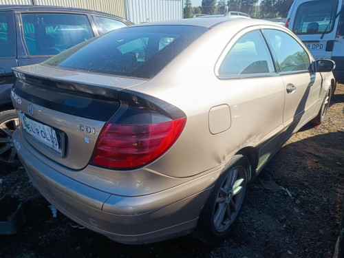  MERCEDES-BENZ CLASE C (BM 203) SPORTCOUPE 