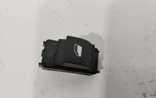 MANDO ELEVALUNAS DELANTERO DERECHO PEUGEOT 2008 (P1) 