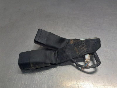 ENGANCHE CINTURON TRASERO DERECHO, TOYOTA, YARIS (KSP1/NLP1/NSP1)