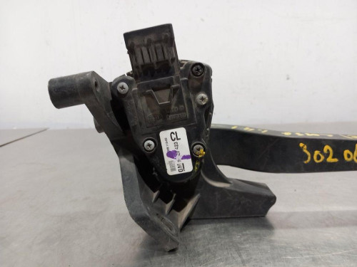  PEDAL ACELERADOR 