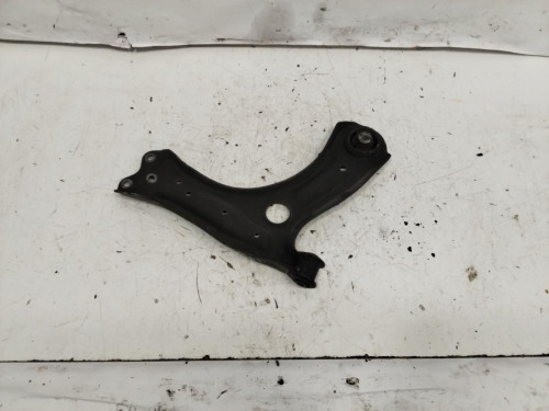 BRAZO SUSPENSION DELANTERO IZQUIERDO Skoda RAPID (NH) 