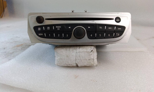 SISTEMA AUDIO / RADIO CD Renault MEGANE III BERLINA 5P 