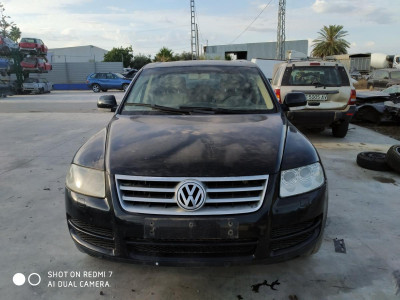 VOLKSWAGEN TOUAREG (7LA)