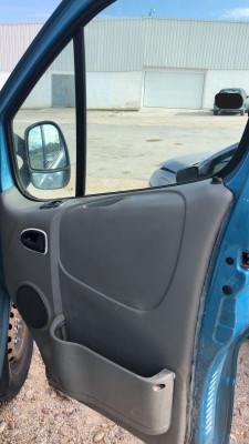 RENAULT TRAFIC II FURGÓN