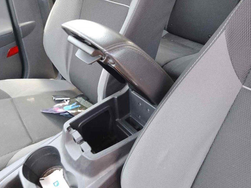APOYABRAZOS CENTRAL Ford FOCUS BERLINA (CB8) 