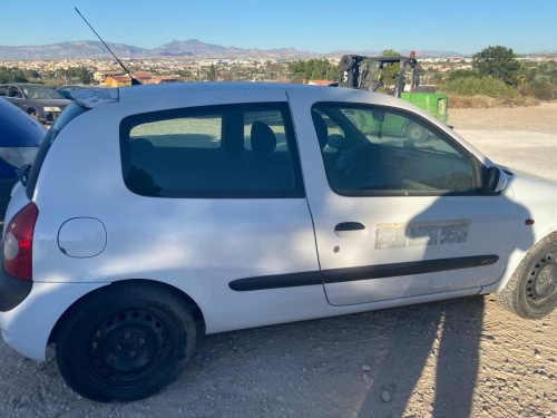  RENAULT CLIO II FASE II (B/CB0) 