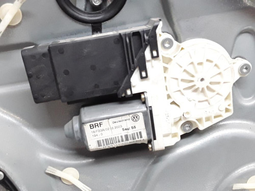 MOTOR ELEVALUNAS DELANTERO DERECHO Seat LEON (1M1) 