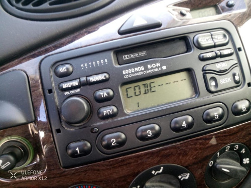  FORD FOCUS BERLINA (CAK) 