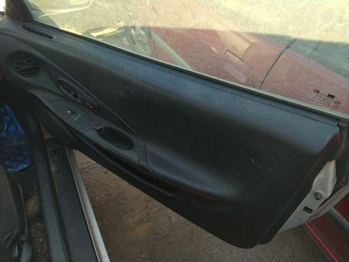  CERRADURA PUERTA DELANTERA DERECHA Hyundai COUPE (RD) 