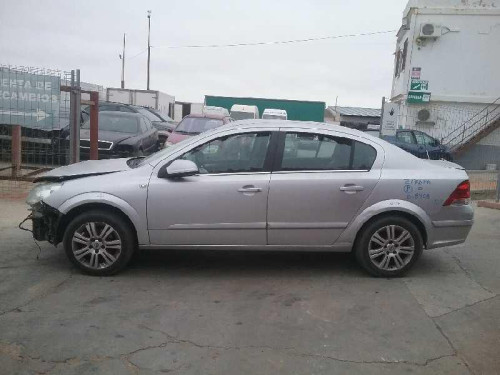  OPEL ASTRA H BERLINA 