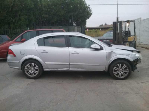  OPEL ASTRA H BERLINA 
