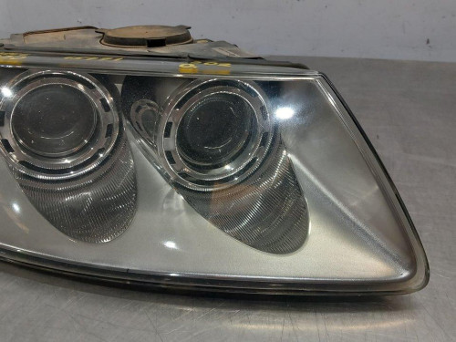  FARO DERECHO VOLKSWAGEN TOUAREG (7LA) 