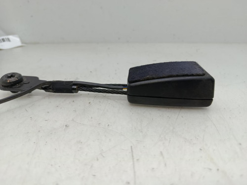ENGANCHE CINTURON DELANTERO IZQUIERDO CHEVROLET CRUZE 