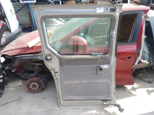 PUERTA LATERAL CORREDERA IZQUIERDA CHRYSLER VOYAGER GS 