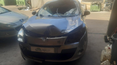 RENAULT MEGANE III BERLINA 5P