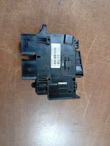 CAJA RELES / FUSIBLES BMW SERIE X3 (F25) 