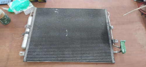 CONDENSADOR / RADIADOR AIRE ACONDICIONADO LAND ROVER DISCOVERY 
