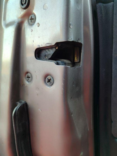 NISSAN PRIMERA BERLINA (P12) — vehículo donante para recambios 