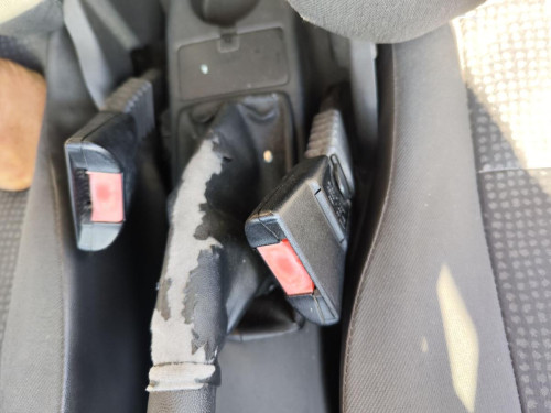 ENGANCHE CINTURON DELANTERO IZQUIERDO Opel CORSA C 