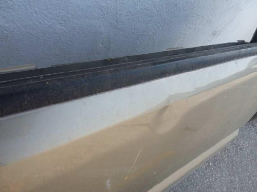 PUERTA DELANTERA DERECHA Nissan TERRANO II (R20) 