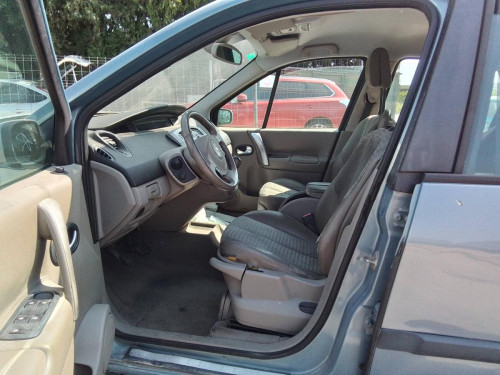 RENAULT SCENIC II (JM) — vehículo donante para recambios 