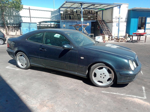  MERCEDES-BENZ CLK (BM 208) COUPE 