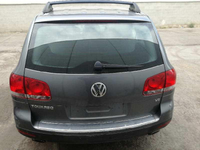 VOLKSWAGEN TOUAREG (7LA)