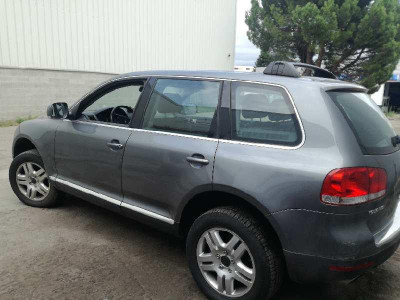 VOLKSWAGEN TOUAREG (7LA)