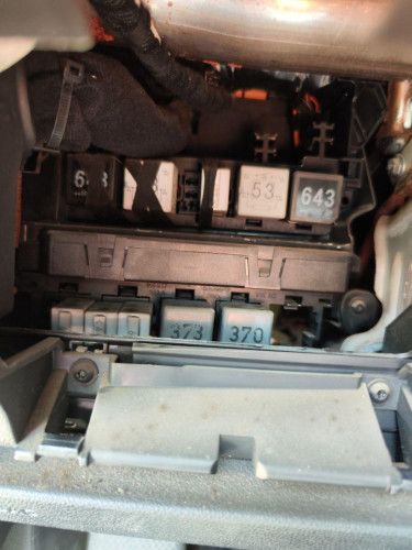 CAJA RELES / FUSIBLES VOLKSWAGEN GOLF VI (5K1)(10.2008) 