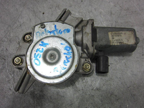  MOTOR ELEVALUNAS DELANTERO DERECHO ALFA ROMEO 147 (190) 
