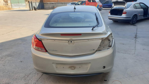  OPEL INSIGNIA BERLINA 