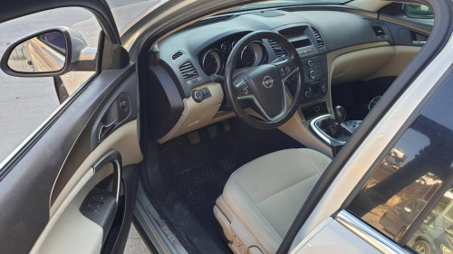  OPEL INSIGNIA BERLINA 
