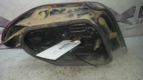 PILOTO TRASERO DERECHO Citroen XSARA BERLINA 