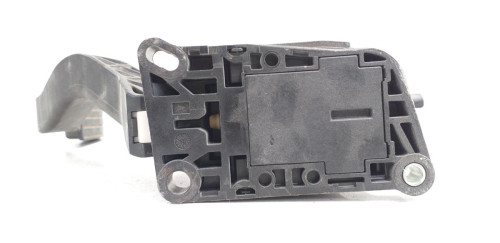  PEDAL ACELERADOR 