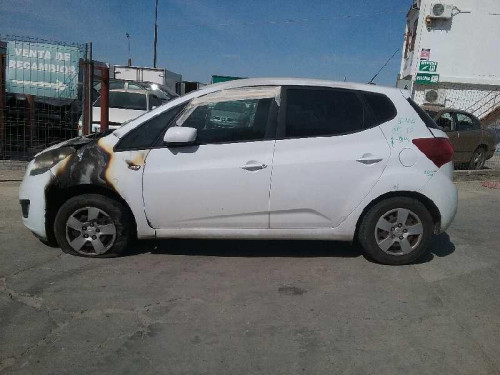  KIA VENGA (YN) 