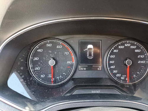 SEAT ARONA (KJ) — автомобиль-донор на запчасти 