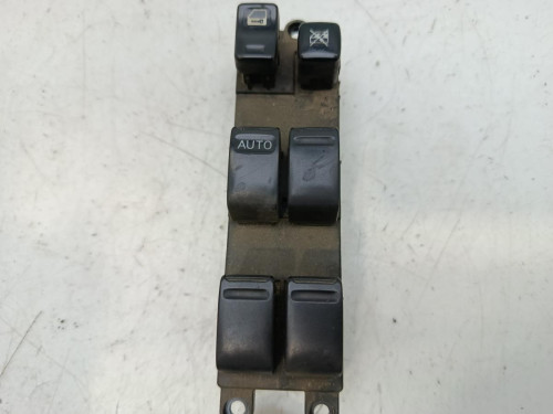 MANDO ELEVALUNAS DELANTERO IZQUIERDO Nissan ALMERA (N16/E) 