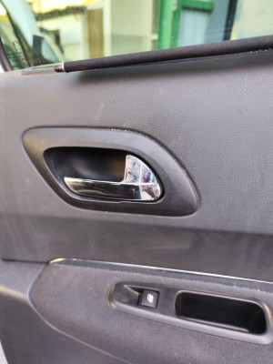 MANETA INTERIOR TRASERA DERECHA