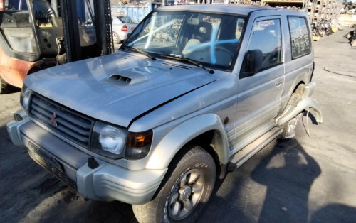  MITSUBISHI MONTERO (V20/V40) 