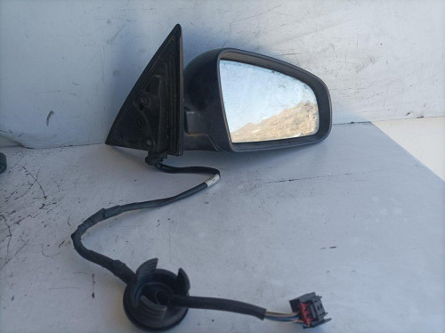  RETROVISOR DERECHO 