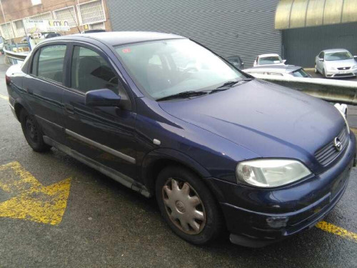  OPEL ASTRA G BERLINA 