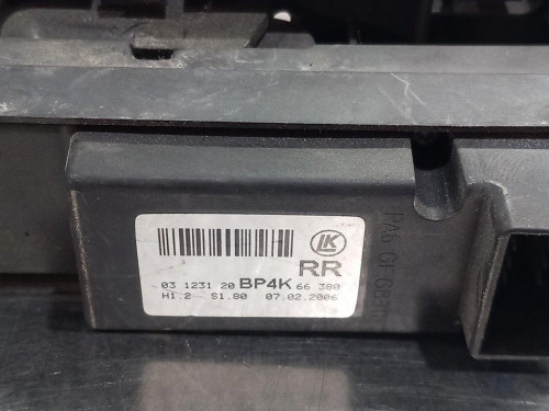  MANDO ELEVALUNAS TRASERO DERECHO MAZDA 3 BERLINA (BK) 