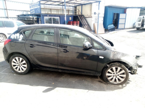  OPEL ASTRA J BERLINA 5P 