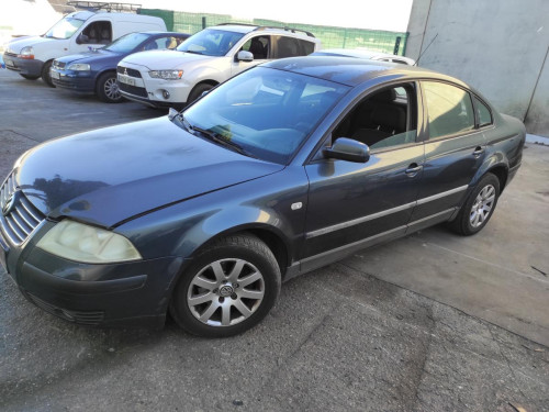 VOLKSWAGEN PASSAT BERLINA (3B3) — автомобиль-донор на запчасти 