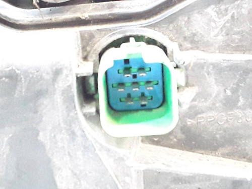 FARO IZQUIERDO Ford MONDEO BERLINA (GE) 