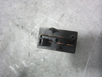 INTERRUPTOR, VOLKSWAGEN, PASSAT BERLINA (3B3)